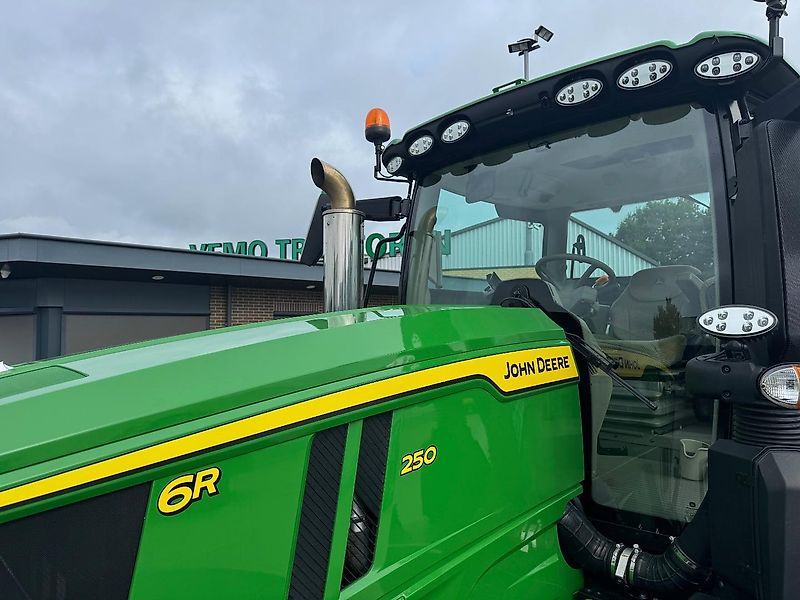 جرار John Deere 6R250 AP 50KM G5-PLUS FH+FA 2024 875 UUR!!!: صورة 7
