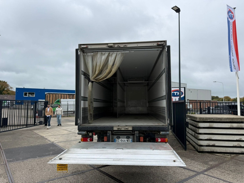 Renault D210.14 Frigobox Multitemp + Taillift THERMO KING T800R - شاحنة الفريزر: صورة 5 Renault D210.14 Frigobox Multitemp + Taillift THERMO KING T800R - شاحنة الفريزر: صورة 5