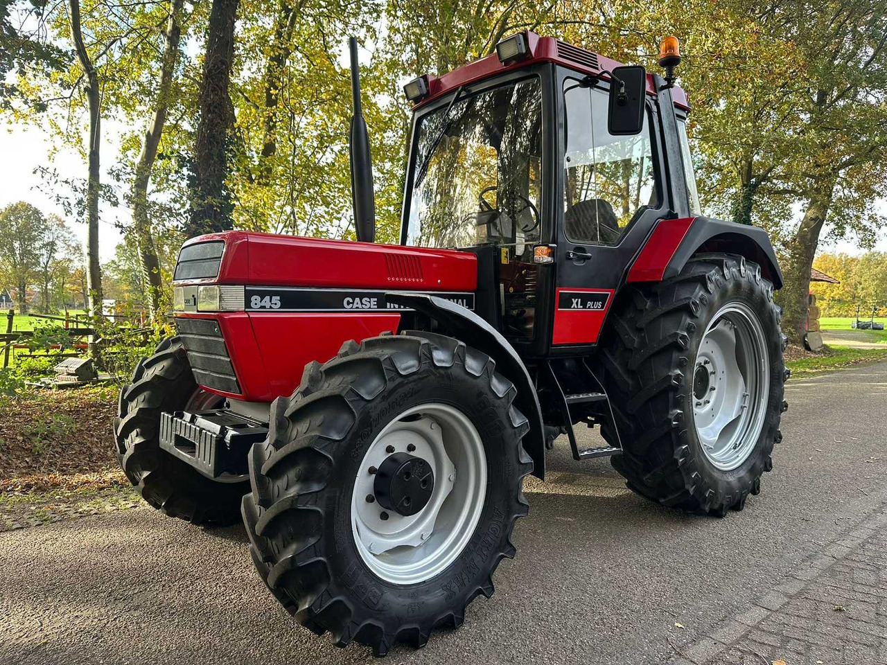 1992 CASE INTERNATIONAL 845 844 XLA PLUS ALL-WHEEL DRIVE FARM TRACTOR - جرار: صورة 1 1992 CASE INTERNATIONAL 845 844 XLA PLUS ALL-WHEEL DRIVE FARM TRACTOR - جرار: صورة 1