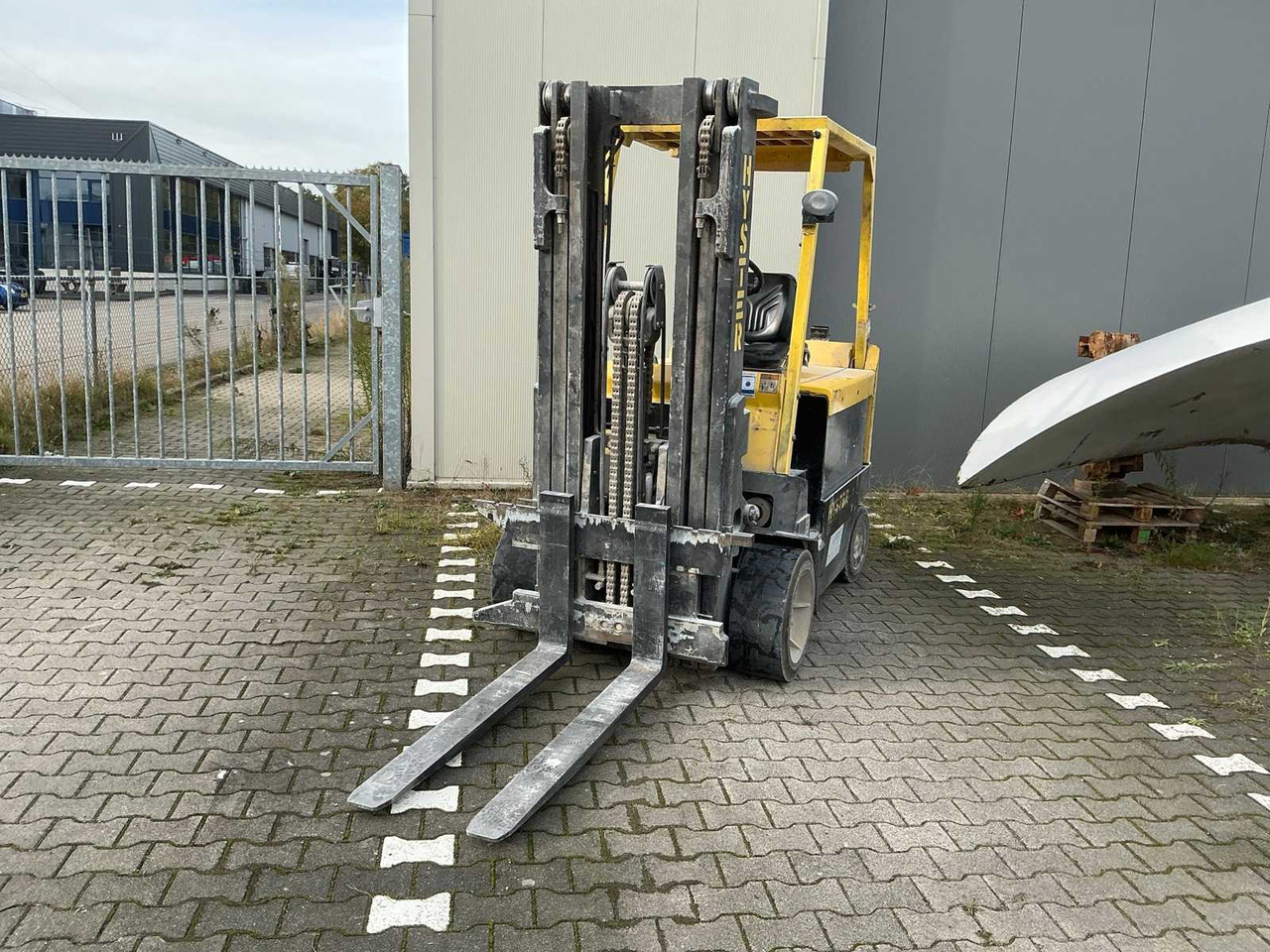 1999 HYSTER E3.50XL FORKLIFT TRUCK - رافعة شوكية: صورة 2 1999 HYSTER E3.50XL FORKLIFT TRUCK - رافعة شوكية: صورة 2