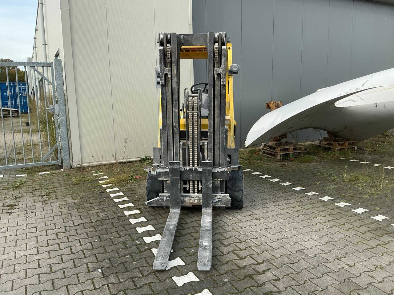 1999 HYSTER E3.50XL FORKLIFT TRUCK - رافعة شوكية: صورة 3 1999 HYSTER E3.50XL FORKLIFT TRUCK - رافعة شوكية: صورة 3