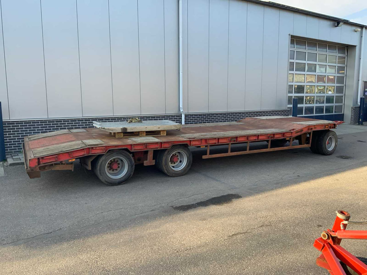 1999 KRÖGER NUTZFAHRZEUGE 3-AXLE RAMP - نصف مقطورة: صورة 3 1999 KRÖGER NUTZFAHRZEUGE 3-AXLE RAMP - نصف مقطورة: صورة 3