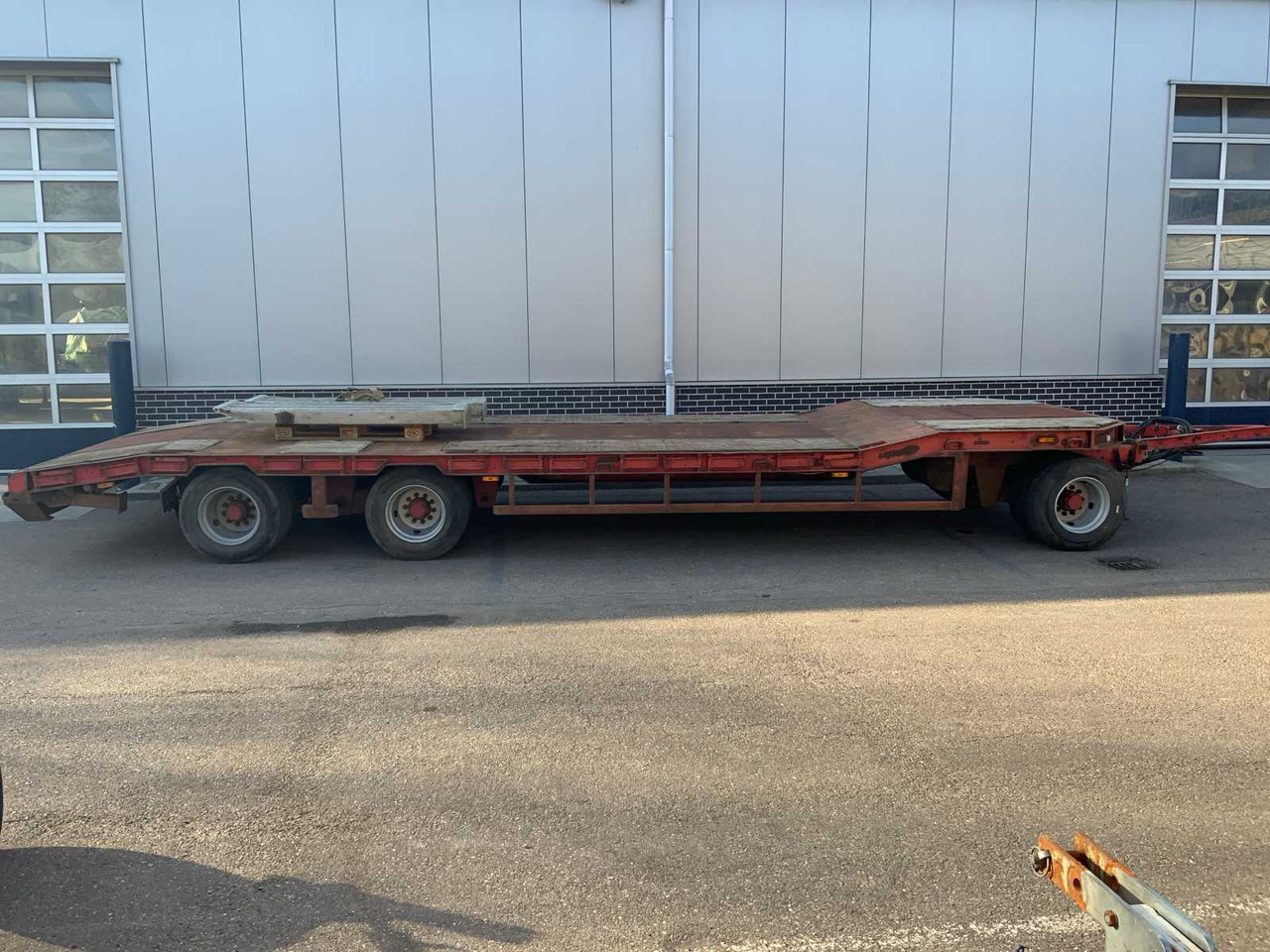 1999 KRÖGER NUTZFAHRZEUGE 3-AXLE RAMP - نصف مقطورة: صورة 4 1999 KRÖGER NUTZFAHRZEUGE 3-AXLE RAMP - نصف مقطورة: صورة 4