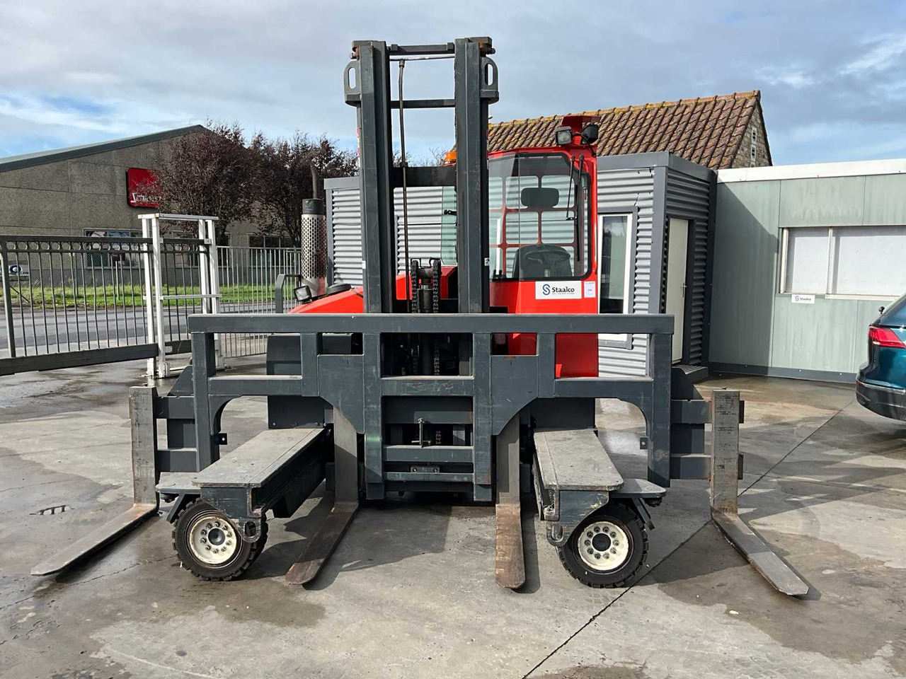 2001 COMBILIFT 4500 FORKLIFT 4-WAY - رافعة شوكية: صورة 5 2001 COMBILIFT 4500 FORKLIFT 4-WAY - رافعة شوكية: صورة 5