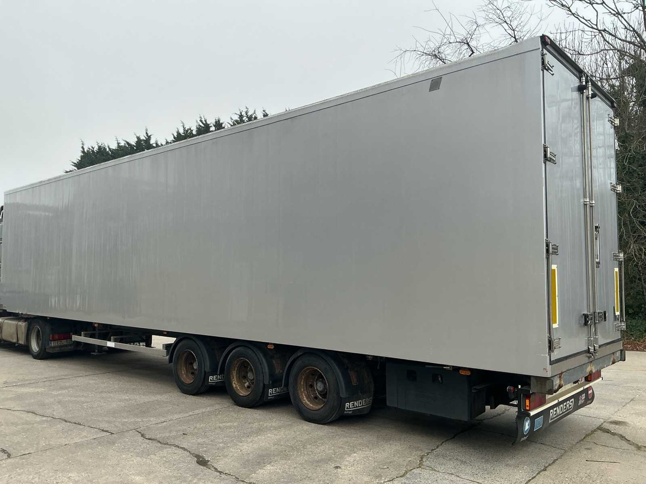 2001 RENDERS SEMI-TRAILER - نصف مقطورة: صورة 2 2001 RENDERS SEMI-TRAILER - نصف مقطورة: صورة 2