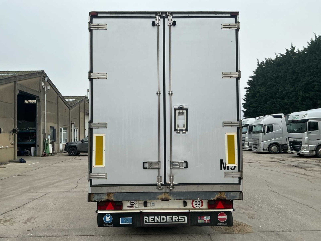 2001 RENDERS SEMI-TRAILER - نصف مقطورة: صورة 3 2001 RENDERS SEMI-TRAILER - نصف مقطورة: صورة 3