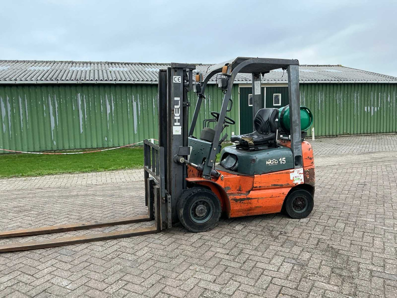 2003 HELI FORKLIFT - رافعة شوكية: صورة 2 2003 HELI FORKLIFT - رافعة شوكية: صورة 2