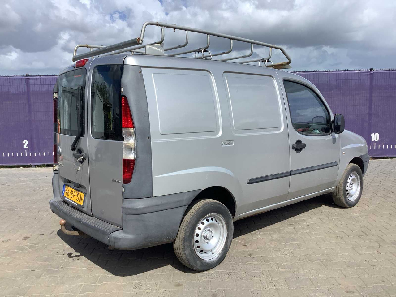 2004 - FIAT - DOBLÒ - 1.3 JTD BASIS - COMMERCIAL VEHICLE - شاحنة التوصيل: صورة 4 2004 - FIAT - DOBLÒ - 1.3 JTD BASIS - COMMERCIAL VEHICLE - شاحنة التوصيل: صورة 4