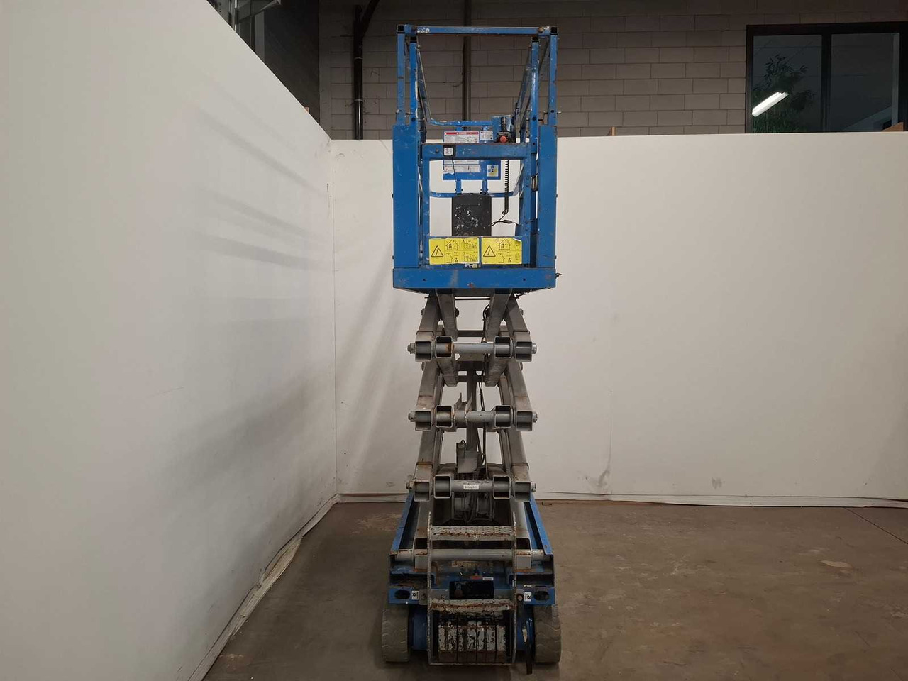 2004 GENIE GS1932 AERIAL PLATFORM - معدات الوصول: صورة 4 2004 GENIE GS1932 AERIAL PLATFORM - معدات الوصول: صورة 4