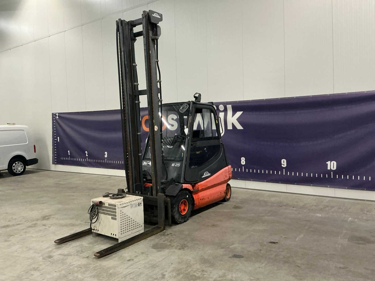 2004 LINDE E25-02 FORKLIFT - رافعة شوكية: صورة 1 2004 LINDE E25-02 FORKLIFT - رافعة شوكية: صورة 1