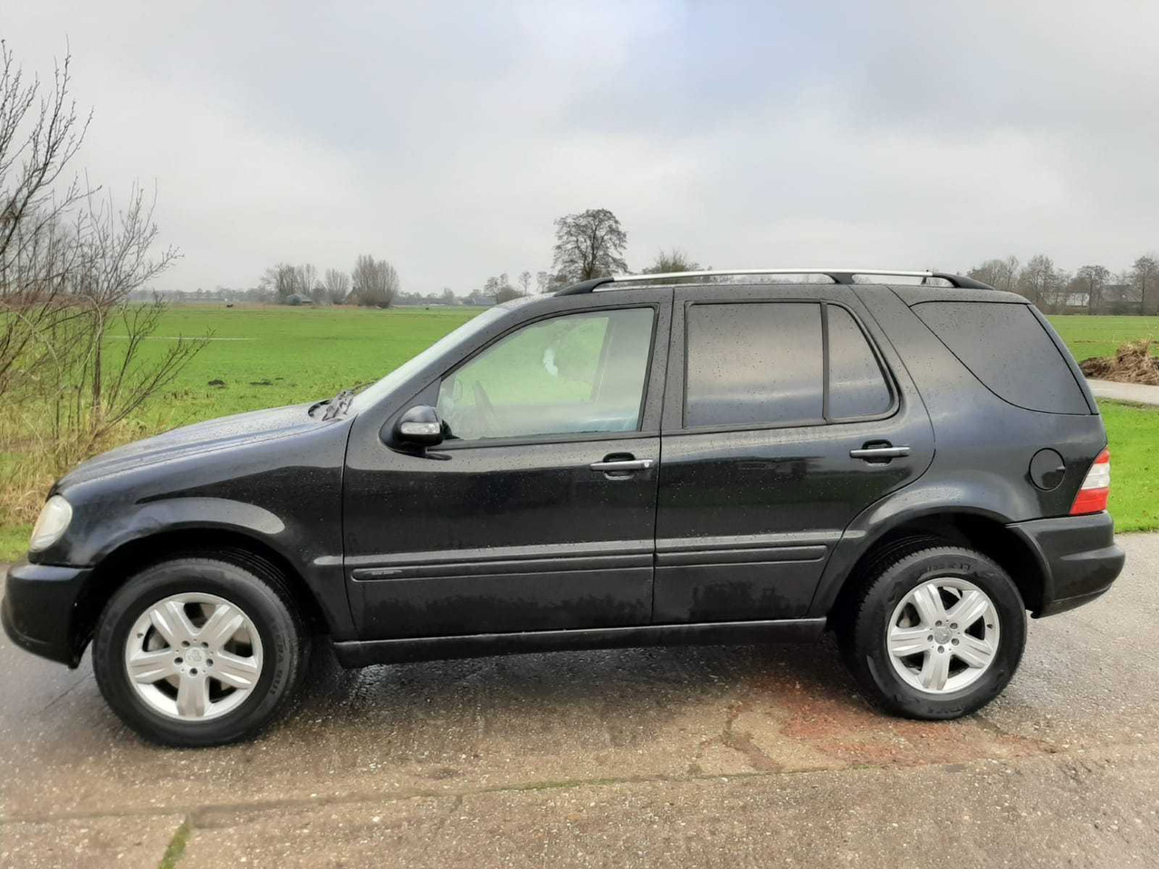 2004 MERCEDES-BENZ M-CLASS ML 270 CDI COMMERCIAL VEHICLE - شاحنة التوصيل: صورة 3 2004 MERCEDES-BENZ M-CLASS ML 270 CDI COMMERCIAL VEHICLE - شاحنة التوصيل: صورة 3