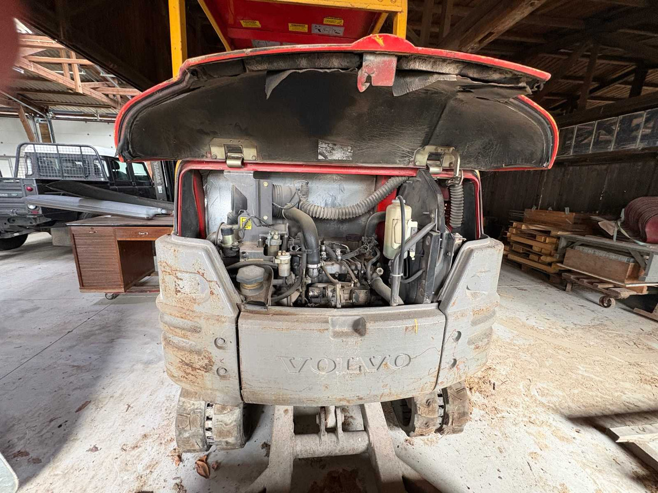 2004 VOLVO EC27C CRAWLER EXCAVATOR - حفارة: صورة 5 2004 VOLVO EC27C CRAWLER EXCAVATOR - حفارة: صورة 5