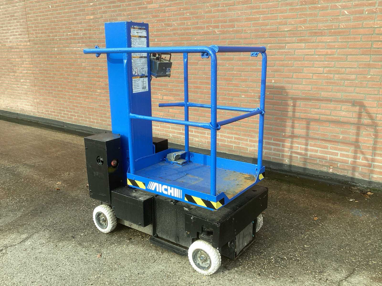 2006 AICHI SV 04 B AERIAL PLATFORM - معدات الوصول: صورة 3 2006 AICHI SV 04 B AERIAL PLATFORM - معدات الوصول: صورة 3