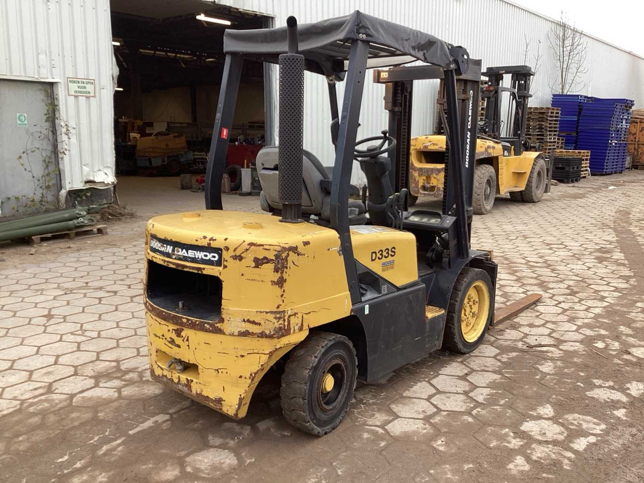2006 DOOSAN D33S-3 FORKLIFT - رافعة شوكية: صورة 3 2006 DOOSAN D33S-3 FORKLIFT - رافعة شوكية: صورة 3