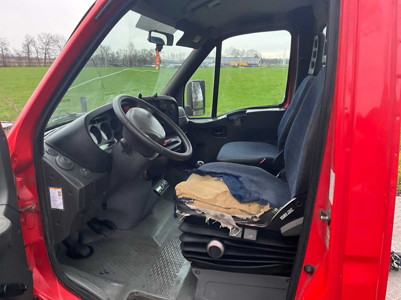 شاحنة 2006 IVECO 35C17 300 TRUCK: صورة 17 شاحنة 2006 IVECO 35C17 300 TRUCK: صورة 17