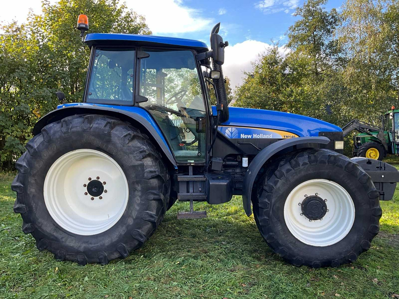 2006 NEW HOLLAND TM140 FOUR WHEEL DRIVE FARM TRACTOR - جرار: صورة 5 2006 NEW HOLLAND TM140 FOUR WHEEL DRIVE FARM TRACTOR - جرار: صورة 5