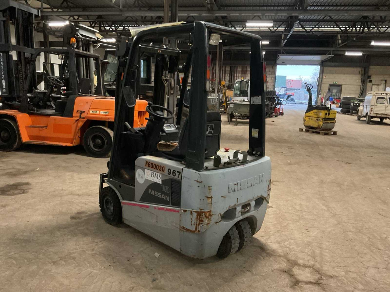 2006 NISSAN 1N1L18Q FORKLIFT - رافعة شوكية: صورة 4 2006 NISSAN 1N1L18Q FORKLIFT - رافعة شوكية: صورة 4