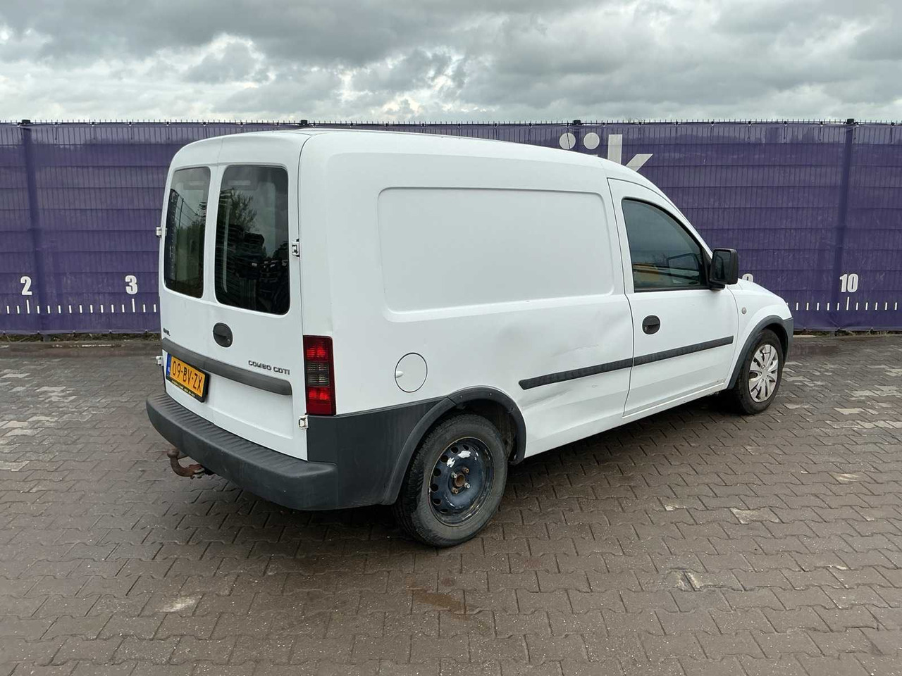 2006 - OPEL - COMBO - 1.3 CDTI CITY - COMMERCIAL VEHICLE - شاحنة التوصيل: صورة 4 2006 - OPEL - COMBO - 1.3 CDTI CITY - COMMERCIAL VEHICLE - شاحنة التوصيل: صورة 4