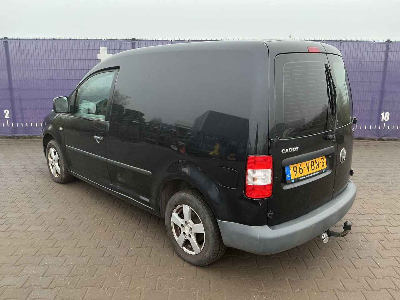 2006 - VOLKSWAGEN - CADDY - 1.9 TDI - COMMERCIAL VEHICLE - شاحنة التوصيل: صورة 3 2006 - VOLKSWAGEN - CADDY - 1.9 TDI - COMMERCIAL VEHICLE - شاحنة التوصيل: صورة 3
