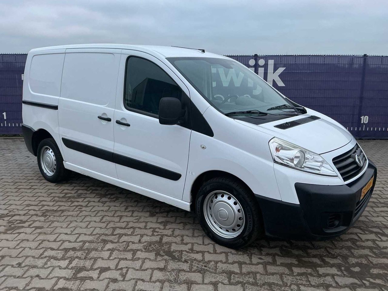 2007 - FIAT - SCUDO - 10 1.6 MJ KH1 - COMMERCIAL VEHICLE - شاحنة التوصيل: صورة 2 2007 - FIAT - SCUDO - 10 1.6 MJ KH1 - COMMERCIAL VEHICLE - شاحنة التوصيل: صورة 2