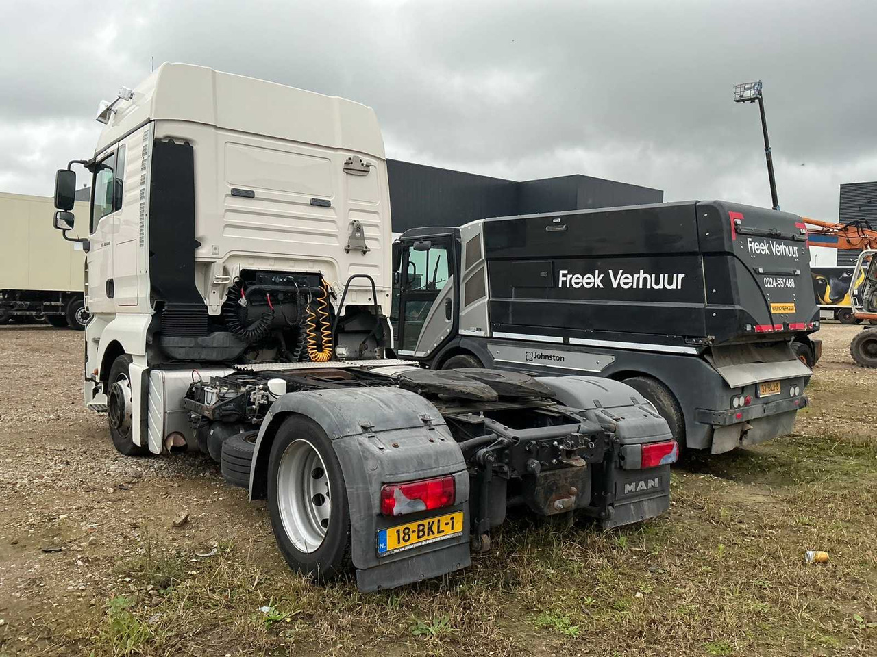 2007 MAN TGA 18.440 4X2 LLS-U 4X2 SEMI-TRAILER TRACTOR - شاحنة: صورة 5 2007 MAN TGA 18.440 4X2 LLS-U 4X2 SEMI-TRAILER TRACTOR - شاحنة: صورة 5