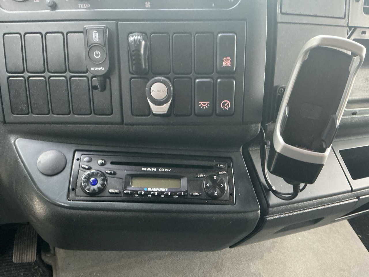 شاحنة 2007 MAN TGL 12.180 TRUCK: صورة 24