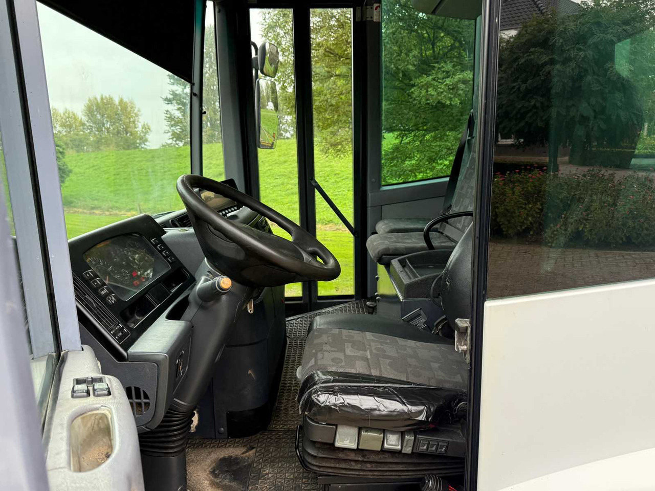 شاحنة 2007 MERCEDES-BENZ ECONIC CRANE TRUCK HIAB 220 - 6X2: صورة 22 شاحنة 2007 MERCEDES-BENZ ECONIC CRANE TRUCK HIAB 220 - 6X2: صورة 22