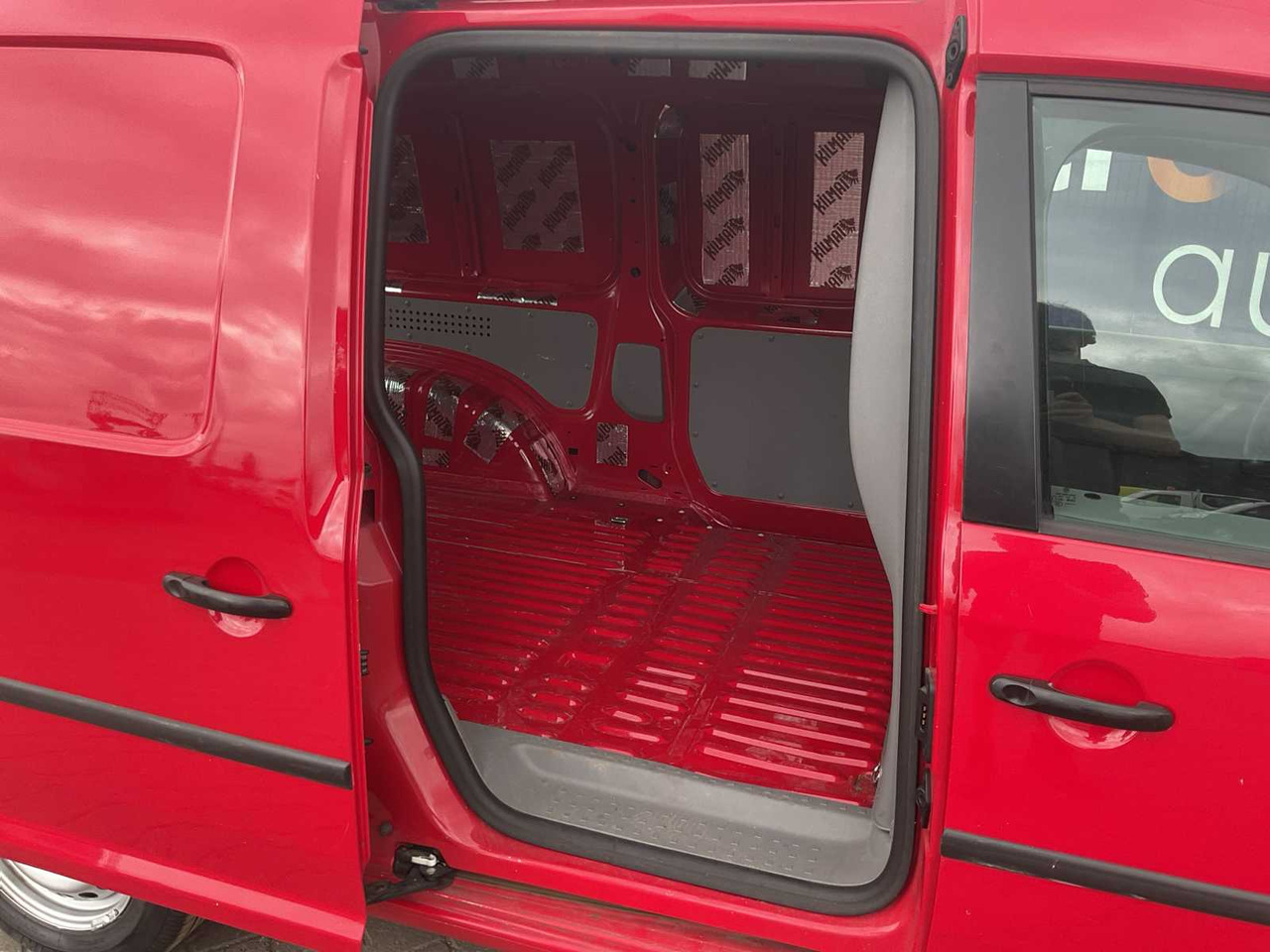 شاحنة التوصيل 2008 - VOLKSWAGEN - CADDY - 1.6 MAXI - COMMERCIAL VEHICLE: صورة 9 شاحنة التوصيل 2008 - VOLKSWAGEN - CADDY - 1.6 MAXI - COMMERCIAL VEHICLE: صورة 9