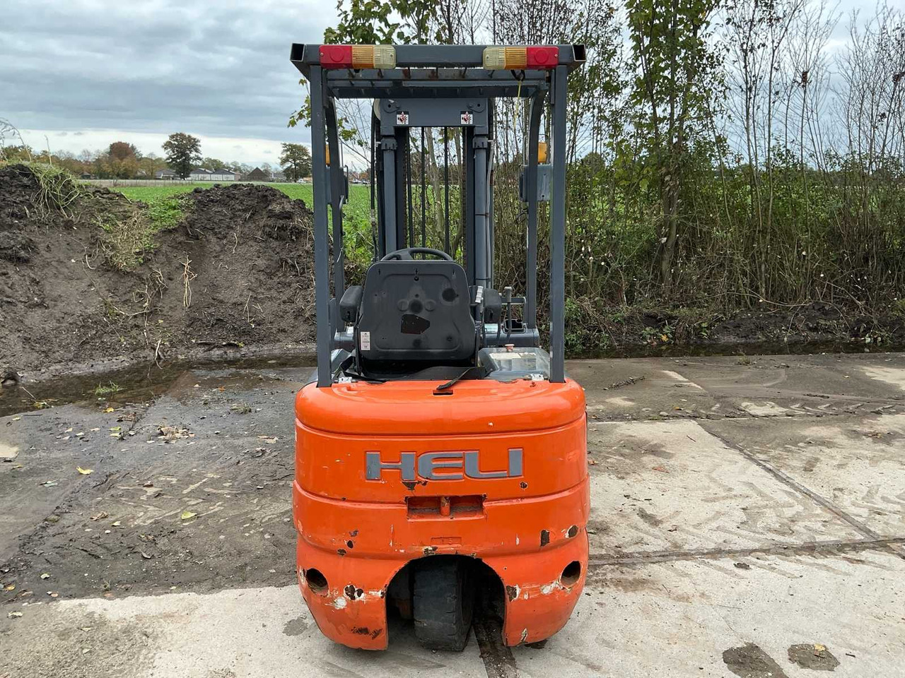 2009 HELI CPD15SAH2B FORKLIFT - رافعة شوكية: صورة 3 2009 HELI CPD15SAH2B FORKLIFT - رافعة شوكية: صورة 3