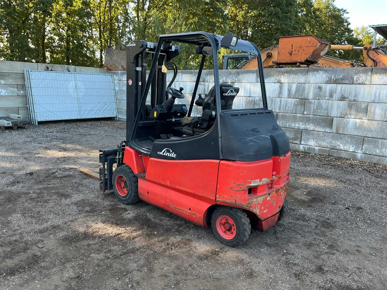 2009 LINDE E30/02/600 FORKLIFT - رافعة شوكية: صورة 3 2009 LINDE E30/02/600 FORKLIFT - رافعة شوكية: صورة 3