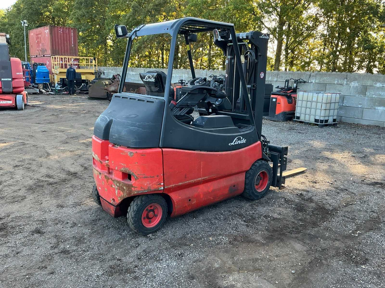 2009 LINDE E30/02/600 FORKLIFT - رافعة شوكية: صورة 5 2009 LINDE E30/02/600 FORKLIFT - رافعة شوكية: صورة 5