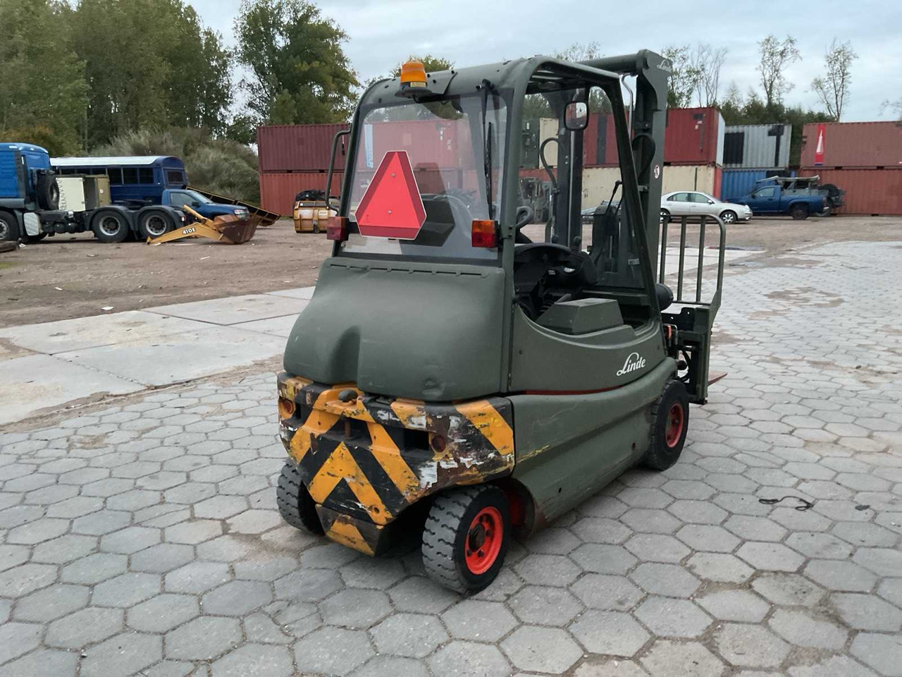 2009 LINDE E35 FORKLIFT - رافعة شوكية: صورة 3 2009 LINDE E35 FORKLIFT - رافعة شوكية: صورة 3