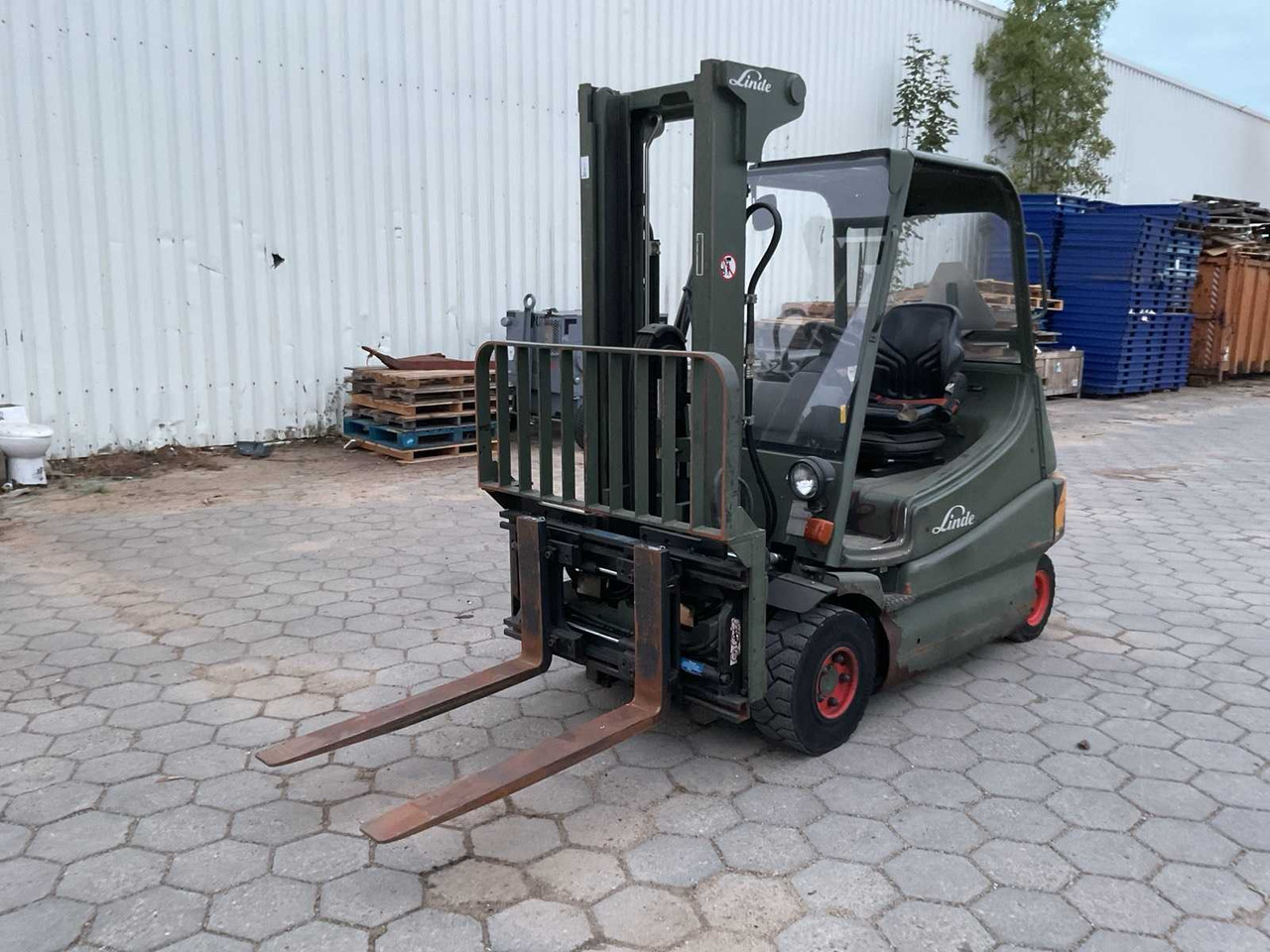 2009 LINDE E35 FORKLIFT - رافعة شوكية: صورة 1 2009 LINDE E35 FORKLIFT - رافعة شوكية: صورة 1