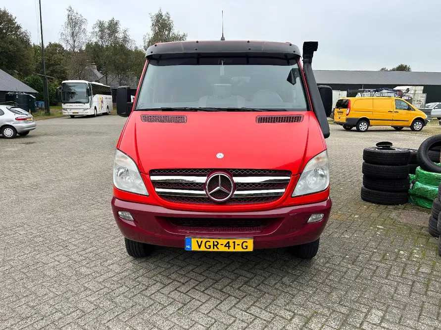 2011 MERCEDES-BENZ SPRINTER 519 4X4 COMMERCIAL VEHICLE - شاحنة التوصيل: صورة 5 2011 MERCEDES-BENZ SPRINTER 519 4X4 COMMERCIAL VEHICLE - شاحنة التوصيل: صورة 5