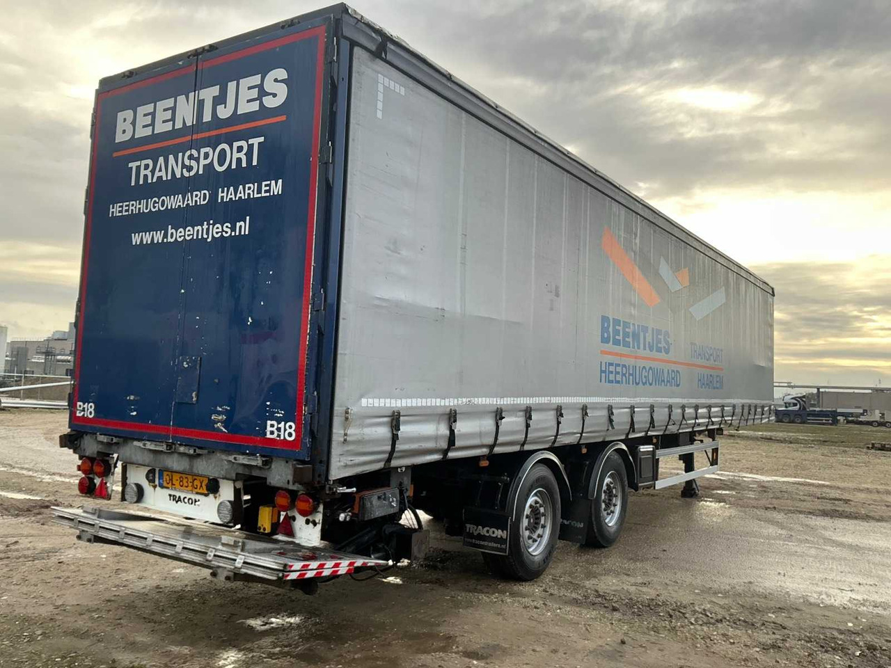 2011 TRACON TAUTLINER SEMI-TRAILER - نصف مقطورة: صورة 5 2011 TRACON TAUTLINER SEMI-TRAILER - نصف مقطورة: صورة 5