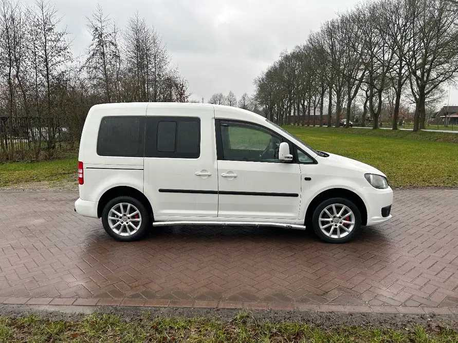2011 VOLKSWAGEN CADDY 1.6 COMMERCIAL VEHICLE - شاحنة التوصيل: صورة 4 2011 VOLKSWAGEN CADDY 1.6 COMMERCIAL VEHICLE - شاحنة التوصيل: صورة 4