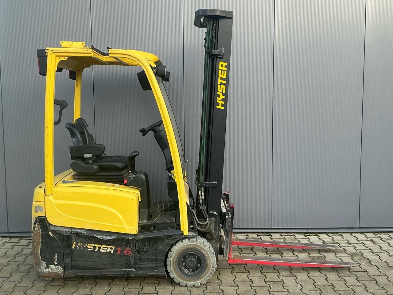 2012 HYSTER J1.6XNT SWB FORKLIFT - رافعة شوكية: صورة 2 2012 HYSTER J1.6XNT SWB FORKLIFT - رافعة شوكية: صورة 2