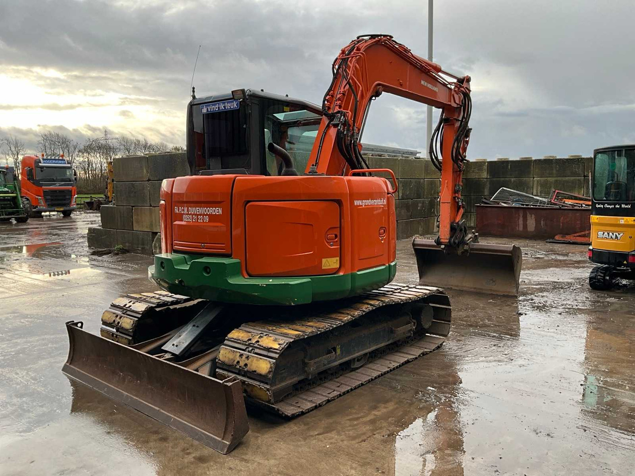 2012 NEW HOLLAND E70BSR-2 MIDI EXCAVATOR - حفارة: صورة 5 2012 NEW HOLLAND E70BSR-2 MIDI EXCAVATOR - حفارة: صورة 5