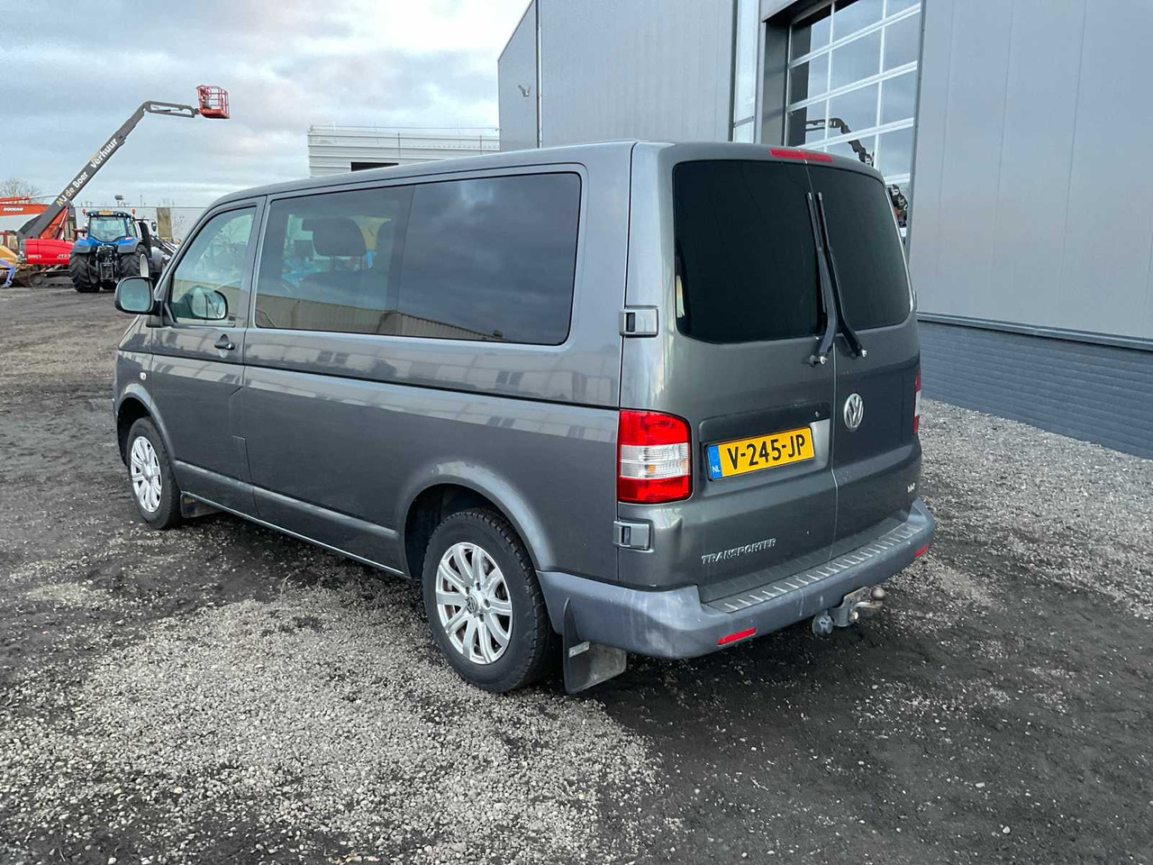 2012 VOLKSWAGEN TRANSPORTER COMMERCIAL VEHICLE - شاحنة التوصيل: صورة 3 2012 VOLKSWAGEN TRANSPORTER COMMERCIAL VEHICLE - شاحنة التوصيل: صورة 3