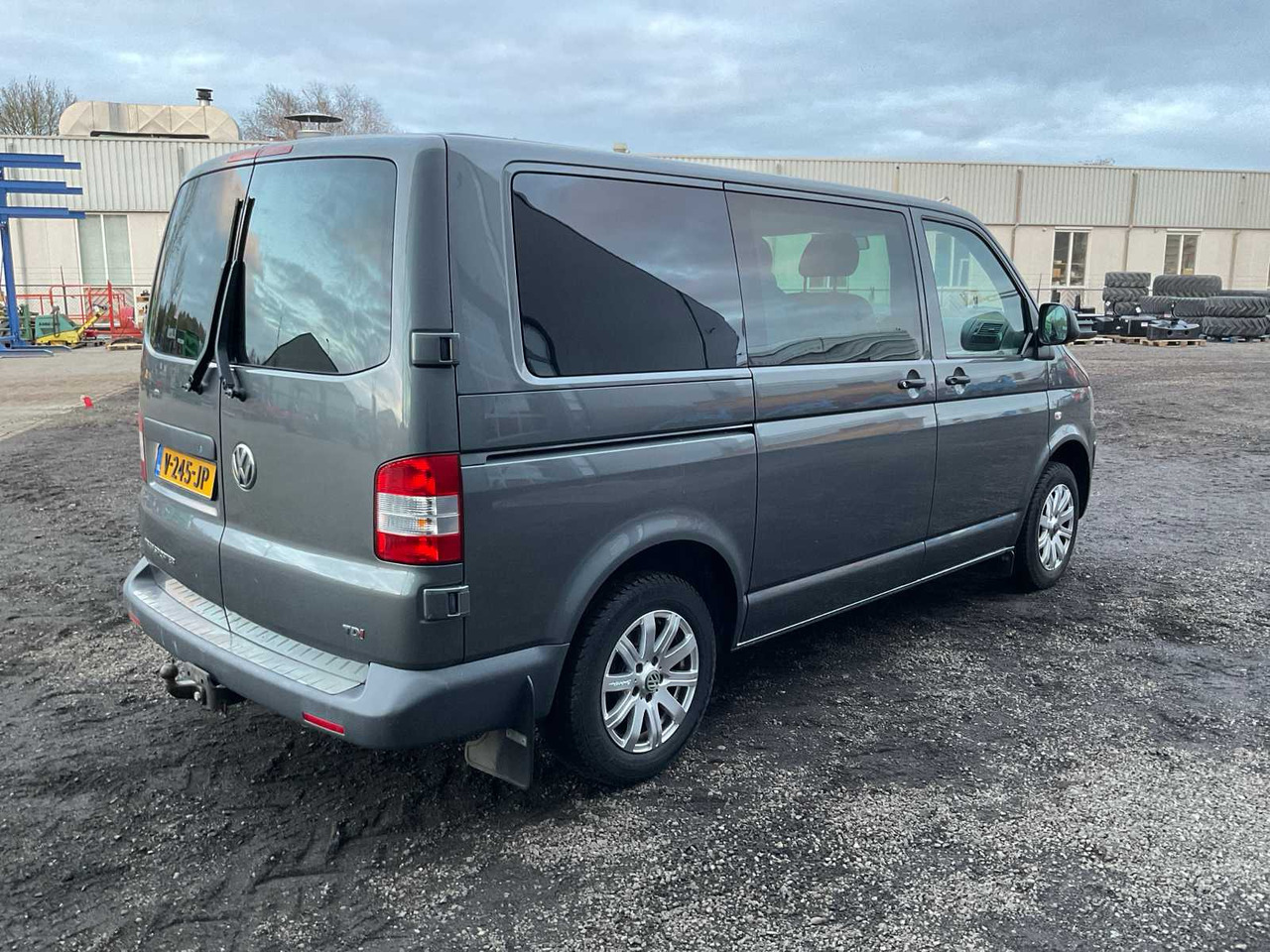 2012 VOLKSWAGEN TRANSPORTER COMMERCIAL VEHICLE - شاحنة التوصيل: صورة 5 2012 VOLKSWAGEN TRANSPORTER COMMERCIAL VEHICLE - شاحنة التوصيل: صورة 5