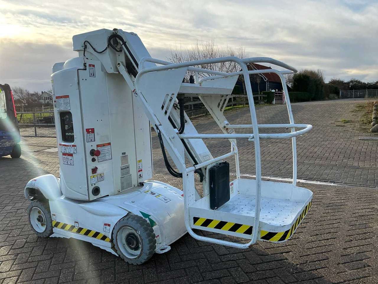 2013 HAULOTTE STAR 8-1 AERIAL PLATFORM - معدات الوصول: صورة 4 2013 HAULOTTE STAR 8-1 AERIAL PLATFORM - معدات الوصول: صورة 4