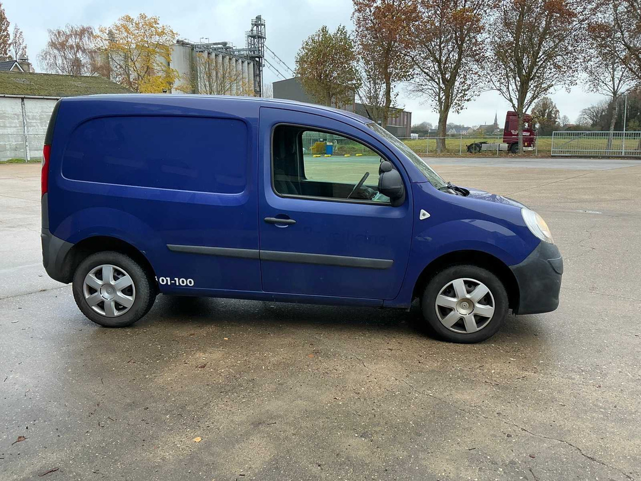 2013 RENAULT KANGOO EXPRESS 1.5DCI 75 COMMERCIAL VEHICLE - شاحنة التوصيل: صورة 5 2013 RENAULT KANGOO EXPRESS 1.5DCI 75 COMMERCIAL VEHICLE - شاحنة التوصيل: صورة 5