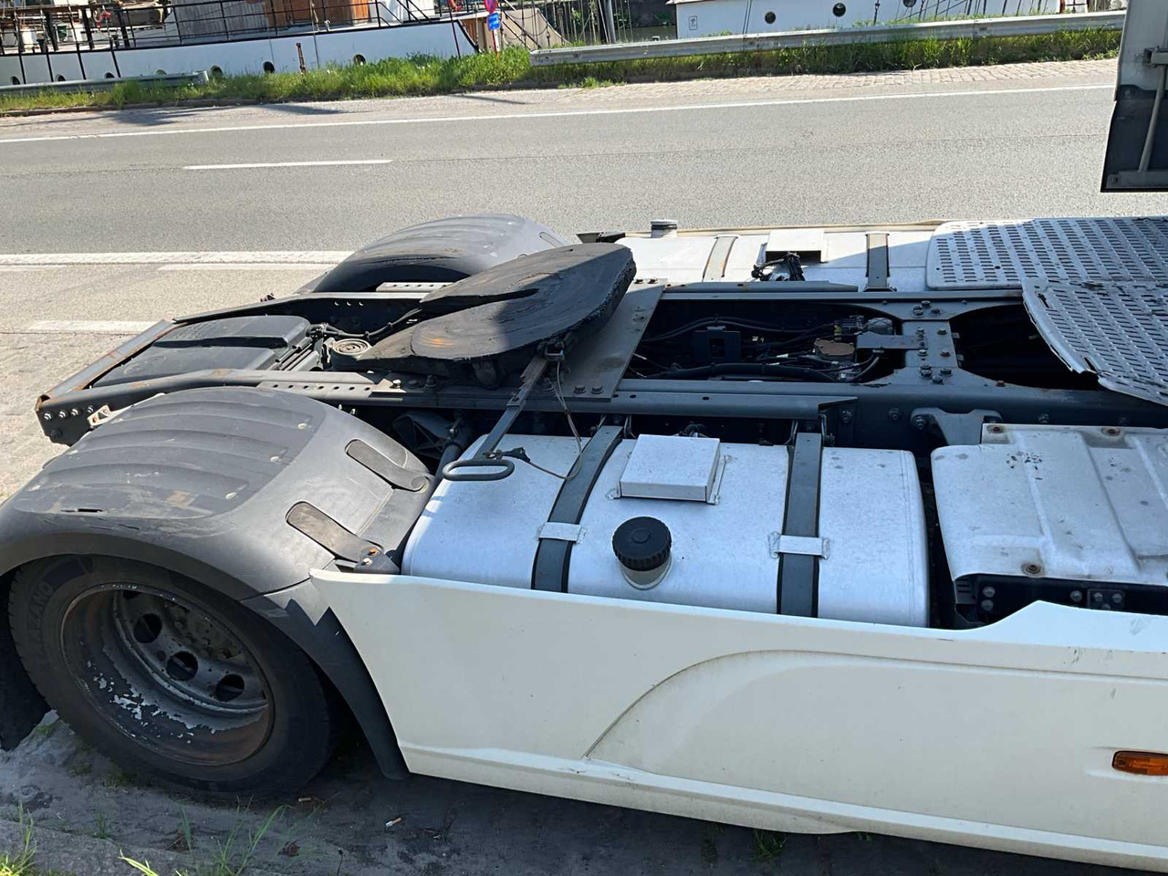 2015 - DAF XF 460 FT - TRUCK - شاحنة: صورة 5 2015 - DAF XF 460 FT - TRUCK - شاحنة: صورة 5