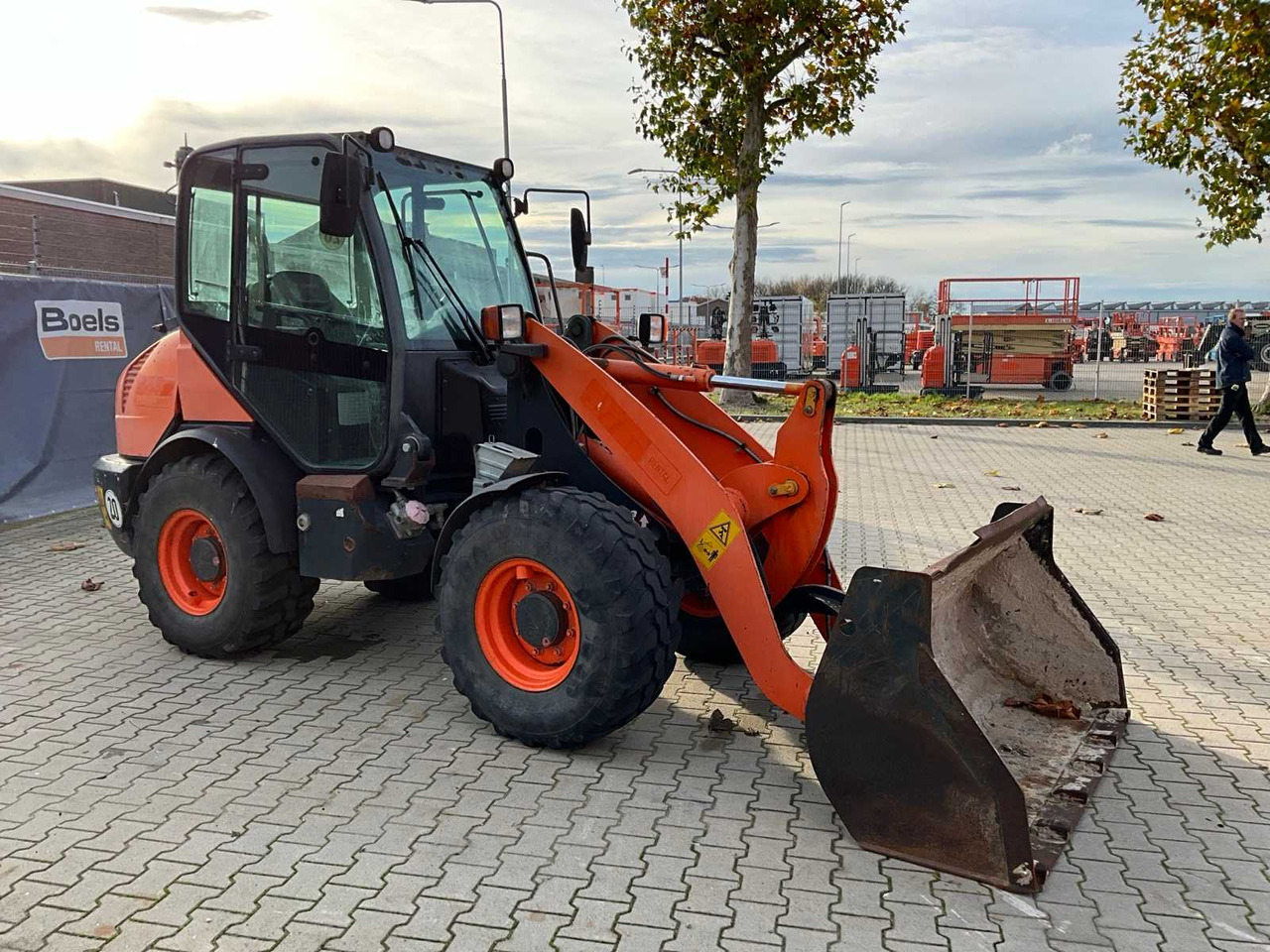2015 KOMATSU WA-70-7 ARTICULATED WHEEL LOADER 4X4 - اللودر بعجل: صورة 5 2015 KOMATSU WA-70-7 ARTICULATED WHEEL LOADER 4X4 - اللودر بعجل: صورة 5