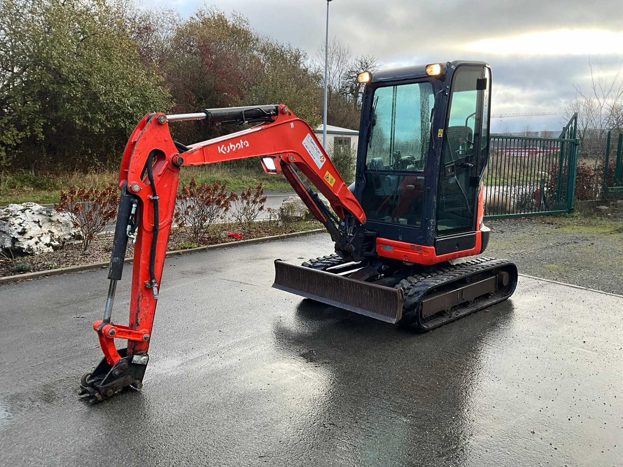 2015 KUBOTA U27-4 MINI EXCAVATOR - حفارة مُصَّغرة: صورة 1 2015 KUBOTA U27-4 MINI EXCAVATOR - حفارة مُصَّغرة: صورة 1