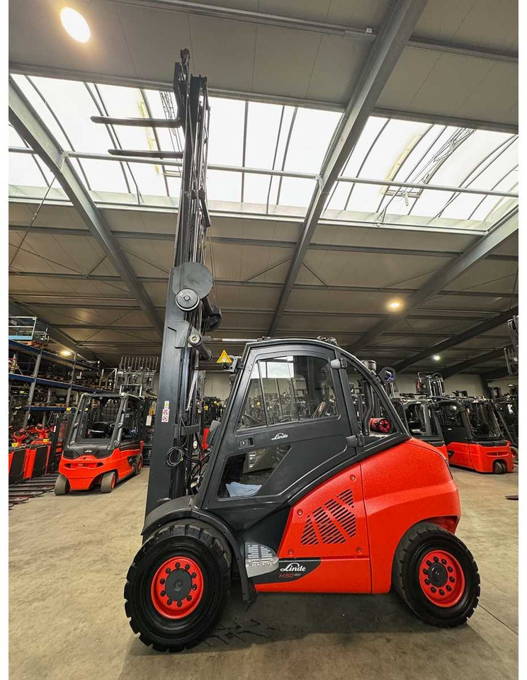 2015 SERVICE + UVV 10/2026 LINDE H50D TRIPLEX 666CM 3RD+4TH+5TH VALVE CAB DIESEL FORKLIFT - رافعة شوكية: صورة 3 2015 SERVICE + UVV 10/2026 LINDE H50D TRIPLEX 666CM 3RD+4TH+5TH VALVE CAB DIESEL FORKLIFT - رافعة شوكية: صورة 3