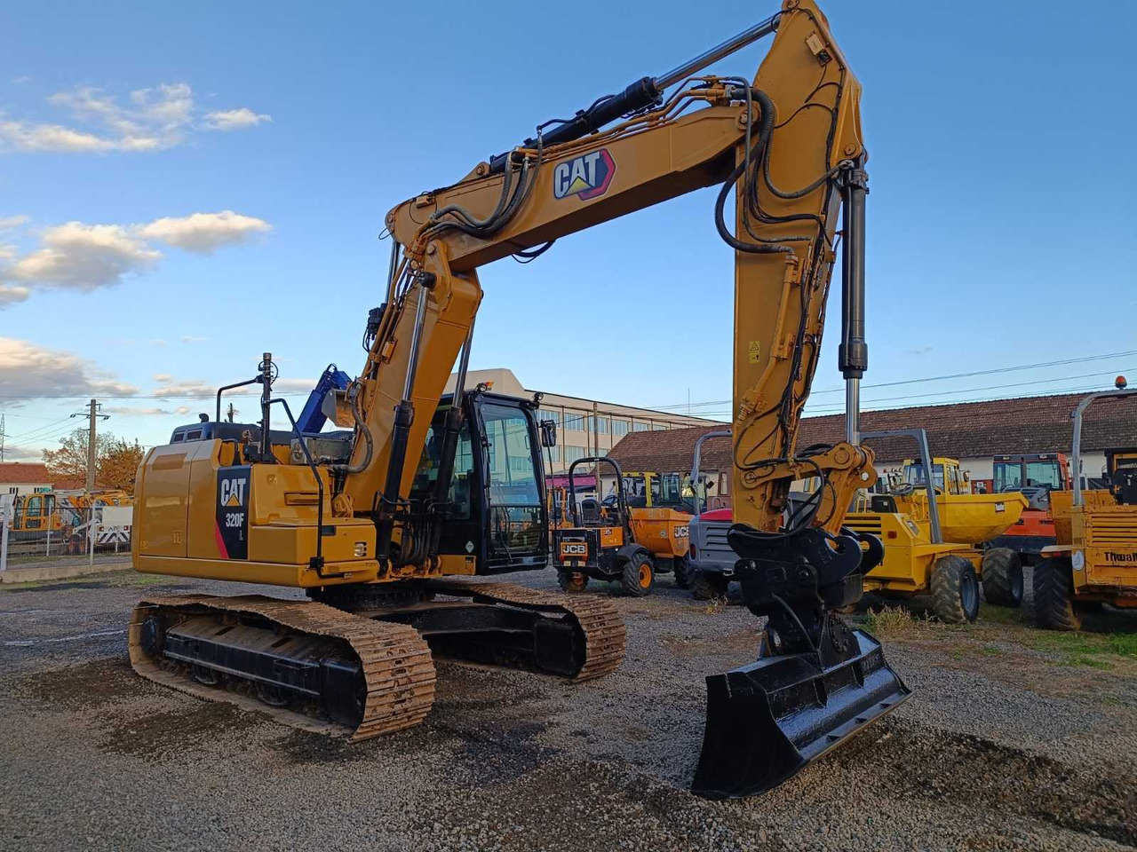 2017 CATERPILLAR 320FL TRACKED EXCAVATOR - حفارة: صورة 1 2017 CATERPILLAR 320FL TRACKED EXCAVATOR - حفارة: صورة 1