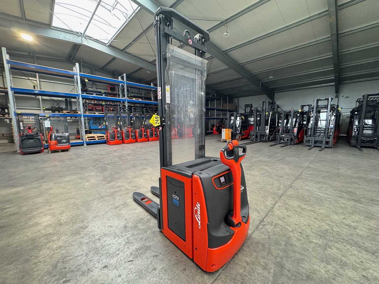 2018 SERVICE +UVV 09/2026 LINDE L14 LITHIUM LI-ION 1.400KG PALLET TRUCK ANT 3.912 HOURS - رافعة شوكية: صورة 4 2018 SERVICE +UVV 09/2026 LINDE L14 LITHIUM LI-ION 1.400KG PALLET TRUCK ANT 3.912 HOURS - رافعة شوكية: صورة 4