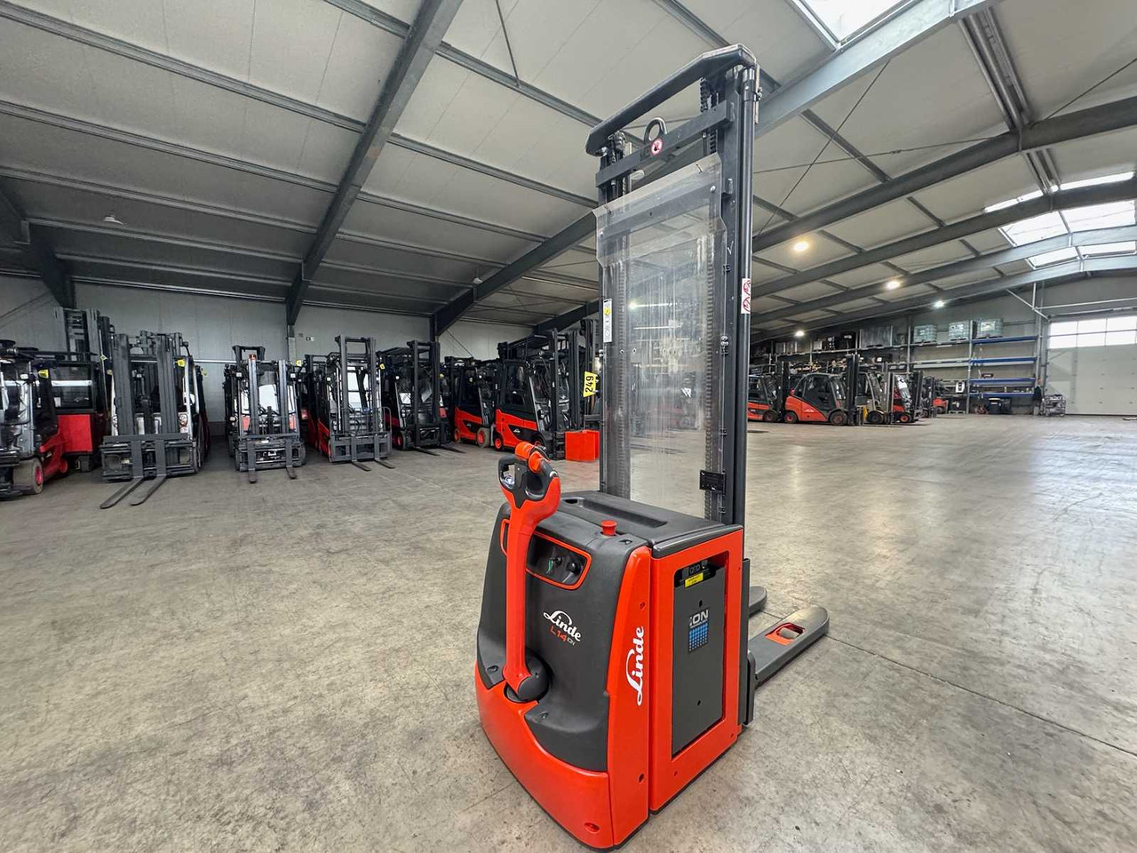 2018 SERVICE +UVV 09/2026 LINDE L14 LITHIUM LI-ION 1.400KG PALLET TRUCK ANT 3.912 HOURS - رافعة شوكية: صورة 1 2018 SERVICE +UVV 09/2026 LINDE L14 LITHIUM LI-ION 1.400KG PALLET TRUCK ANT 3.912 HOURS - رافعة شوكية: صورة 1