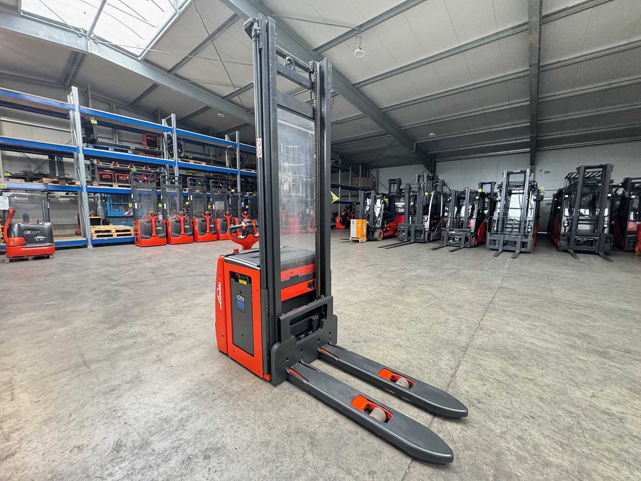 2018 SERVICE +UVV 09/2026 LINDE L14 LITHIUM LI-ION 1.400KG PALLET TRUCK ANT 3.912 HOURS - رافعة شوكية: صورة 2 2018 SERVICE +UVV 09/2026 LINDE L14 LITHIUM LI-ION 1.400KG PALLET TRUCK ANT 3.912 HOURS - رافعة شوكية: صورة 2